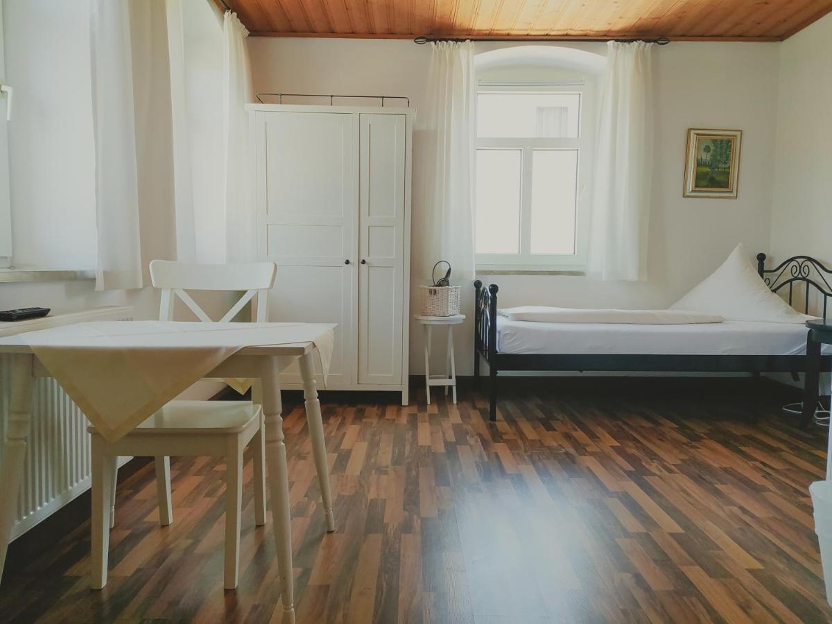 Dorfschaenke Deggendorf Hotel & Apartmenthaus & Biergarten, E-Bike-Verleih Kostenlos Room photo